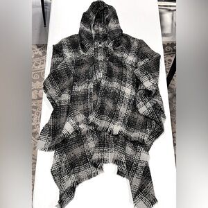 Lane Bryant | Hooded Cloak in Gray Plaid